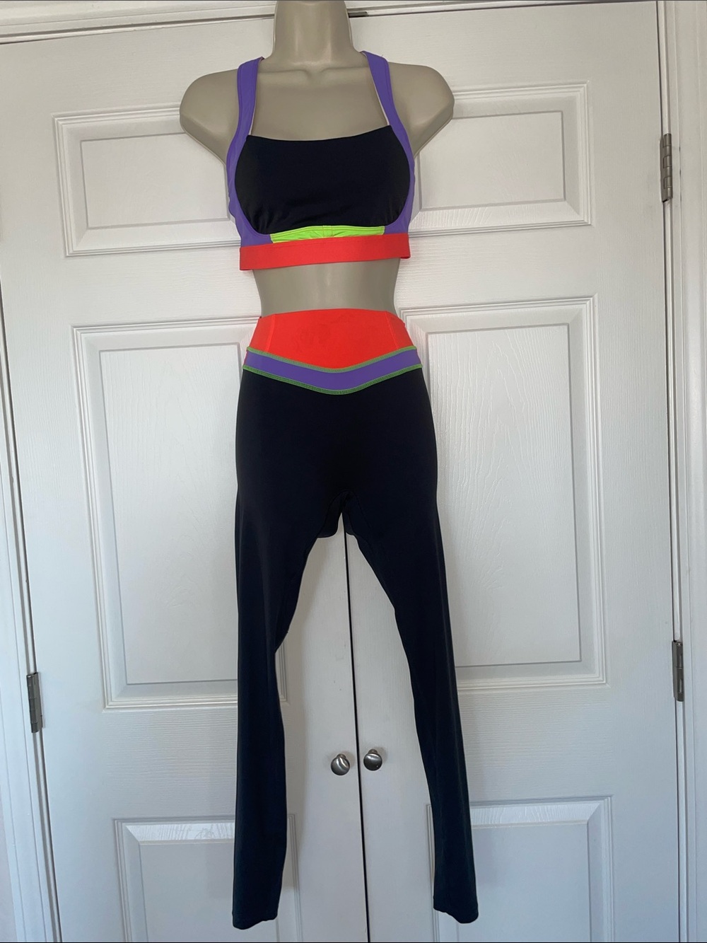 Colorblock High-Waist Leggings with Matching Sports Bra - Black & Neon #178